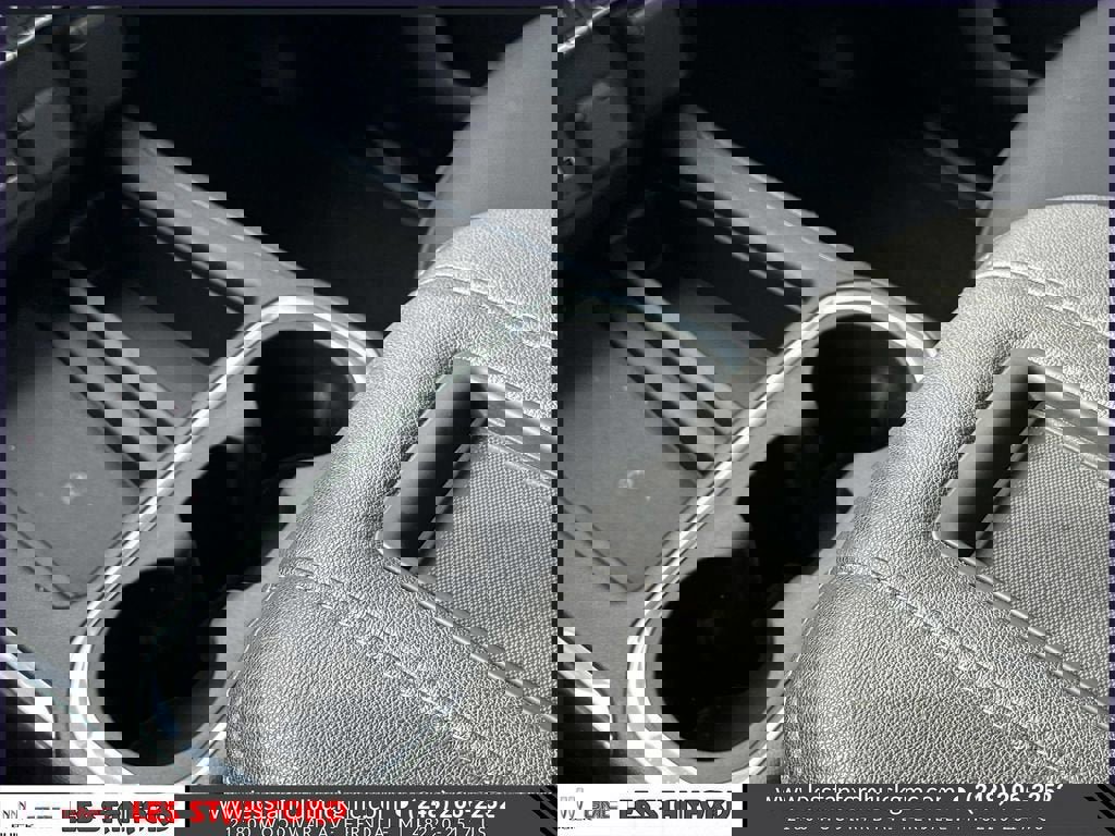 Used 2022 Chevrolet Silverado 2500 LTZ w/ LTZ Premium Package image 32