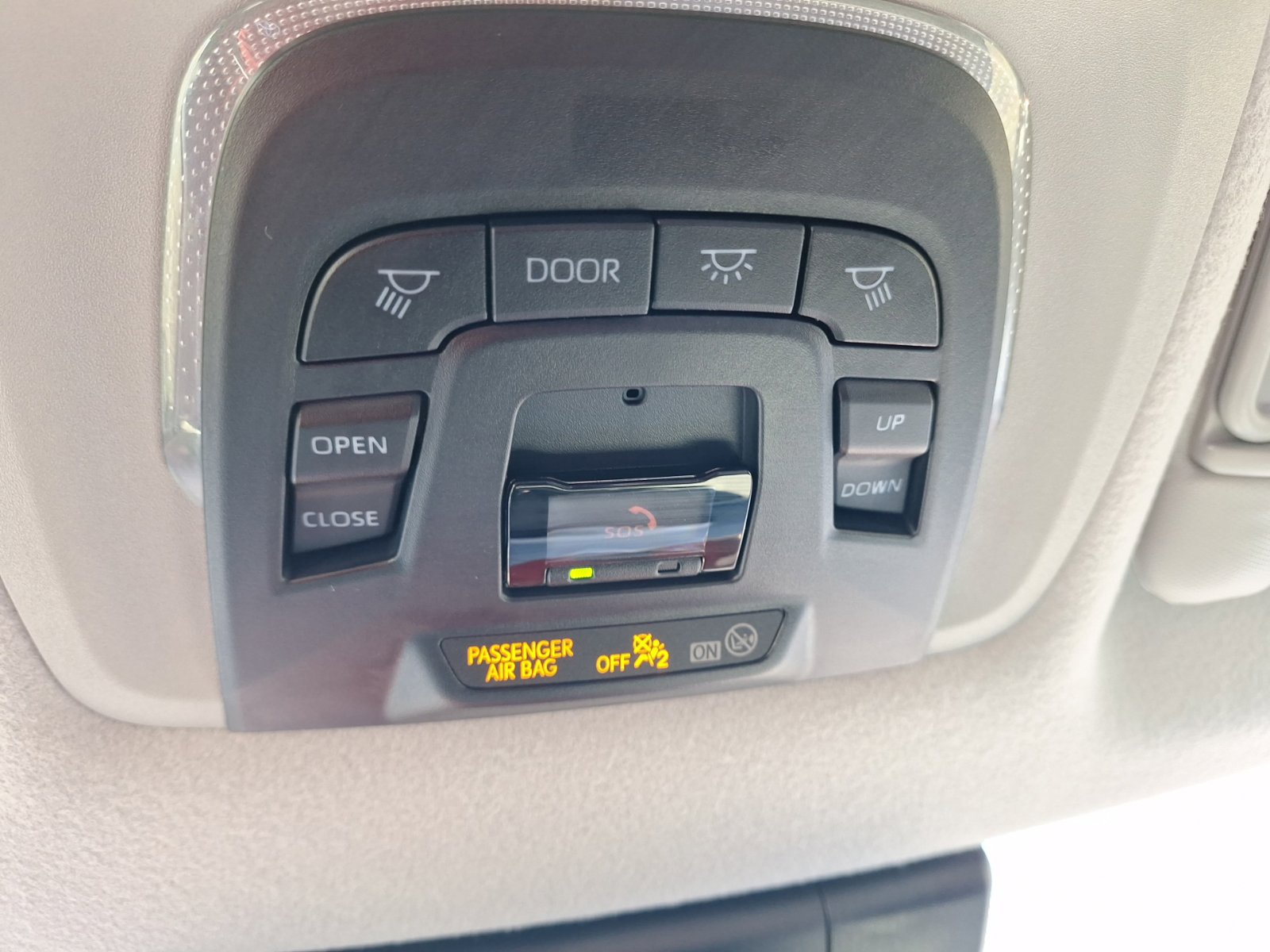 Used 2026 Toyota Corolla Cross LE w/ Moonroof Package FWD image 28