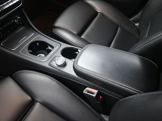 Used 2019 Mercedes-Benz GLA 250 4MATIC image 31