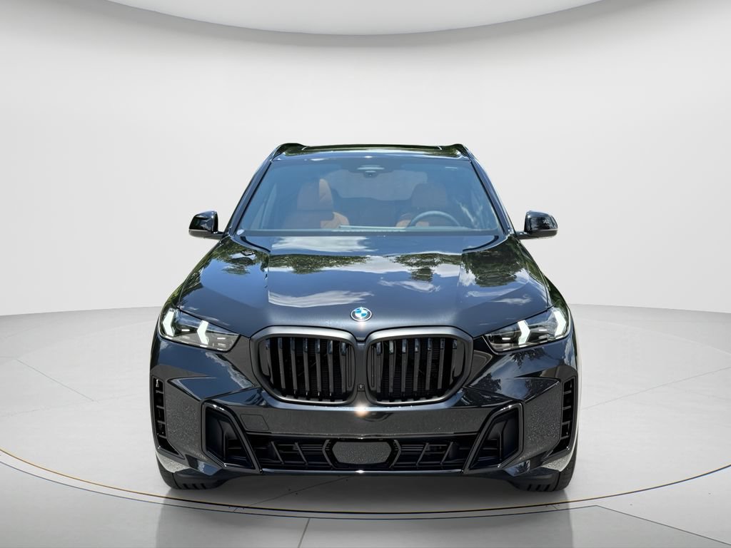 New 2026 BMW X5 xDrive40i w/ M Sport Package AWD/4WD image 2
