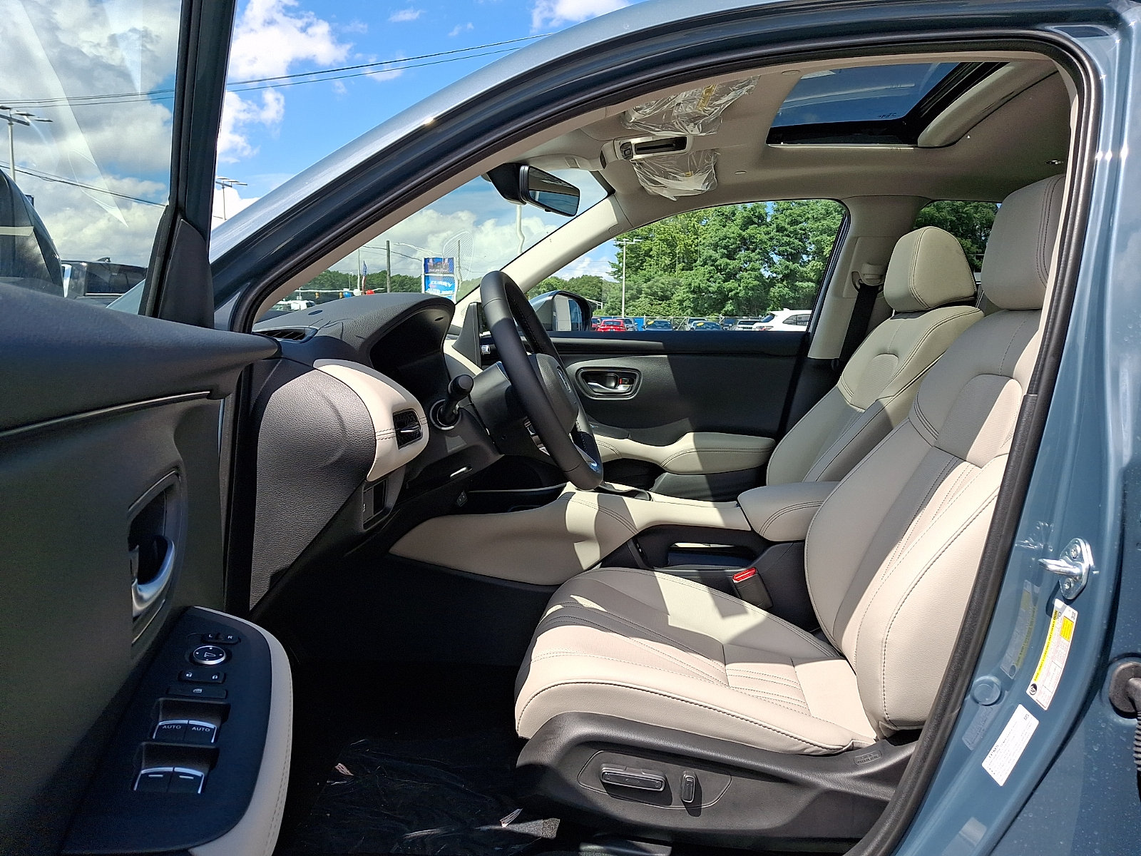 New 2027 Honda HR-V EX-L image 6