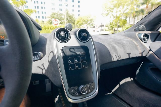 Used 2019 McLaren 600LT RWD image 73
