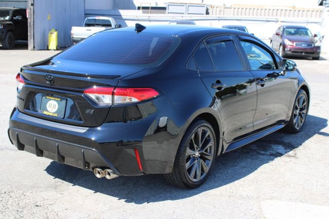 Used 2025 Toyota Corolla SE FWD image 4