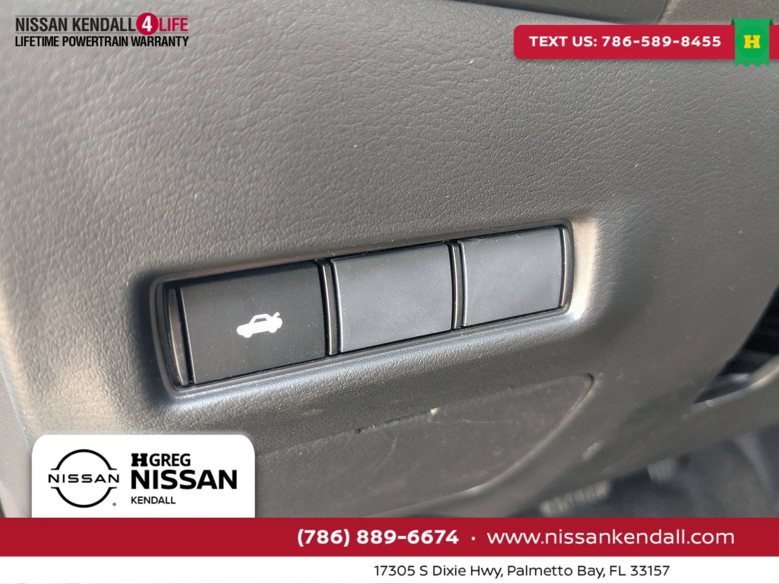 New 2026 Nissan Sentra SR w/ Floor Mat Package FWD image 22