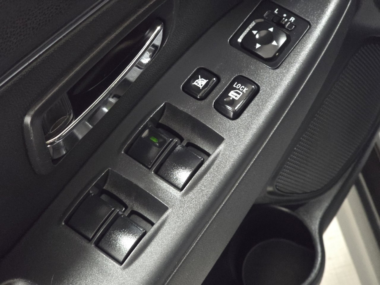 Used 2024 Mitsubishi Outlander Sport AWD image 26