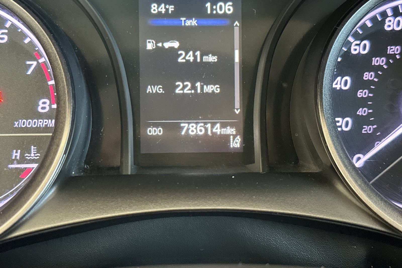 Certified 2022 Toyota Camry SE FWD image 22