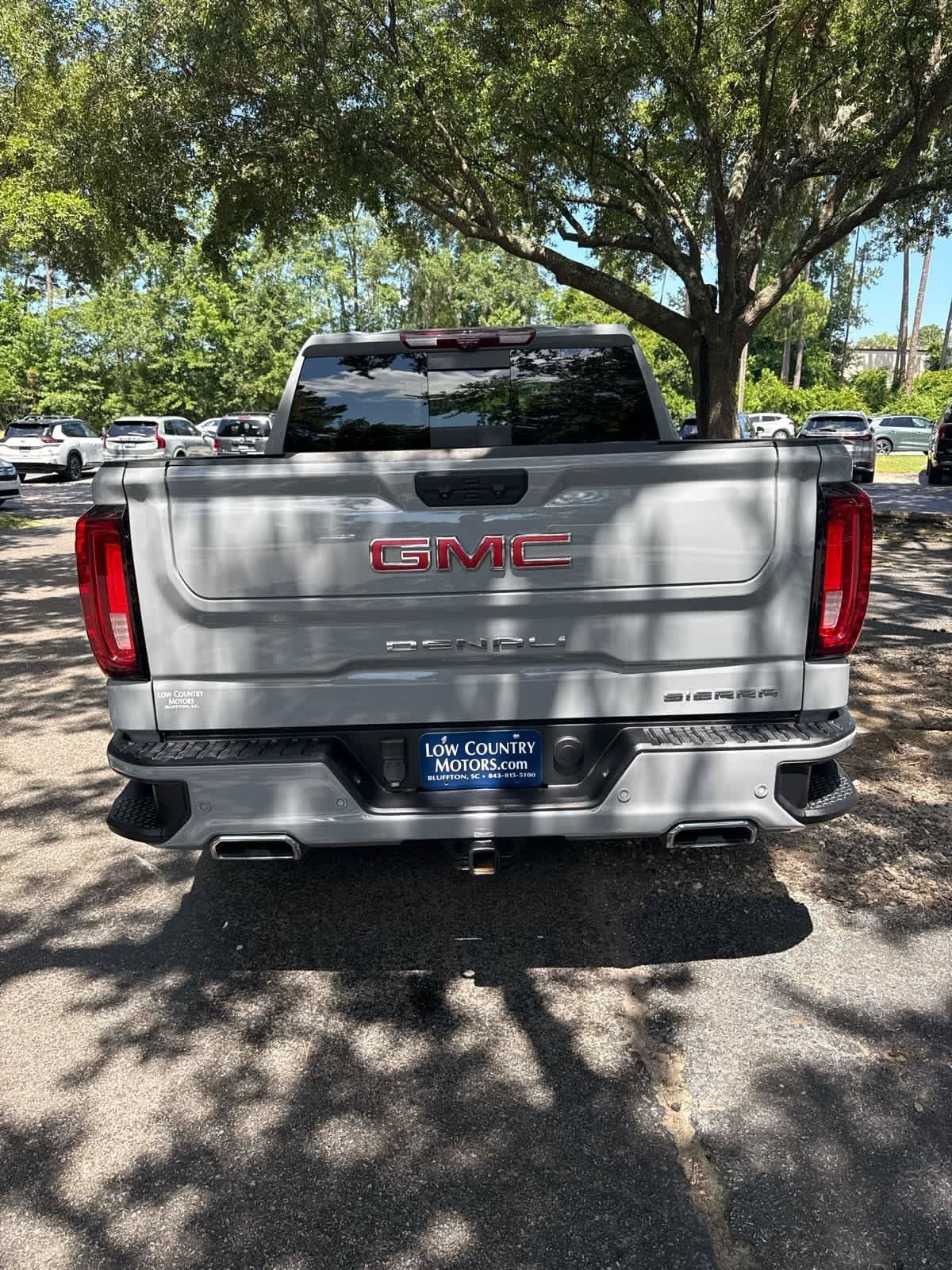 Used 2025 GMC Sierra 1500 Denali w/ Denali Reserve Package AWD/4WD image 4