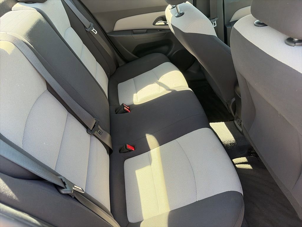 Used 2016 Chevrolet Cruze LS FWD image 29