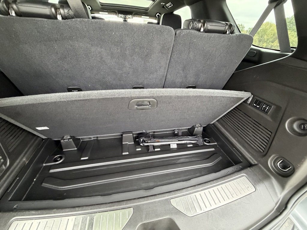 Used 2021 GMC Yukon Denali w/ Denali Ultimate Package image 38