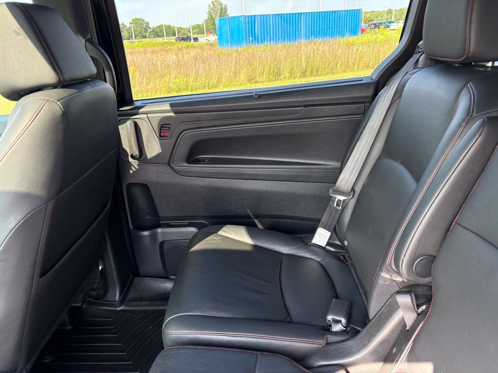 Used 2023 Honda Odyssey Sport image 45
