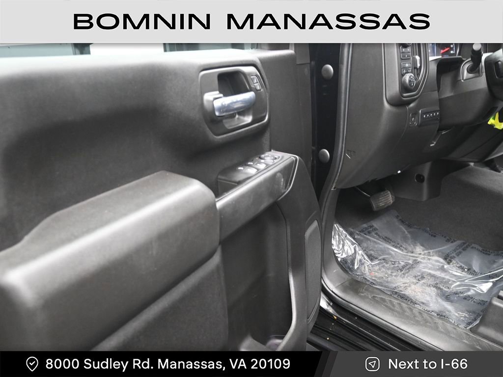 Used 2023 Chevrolet Silverado 2500 Custom w/ Custom Value Package image 14