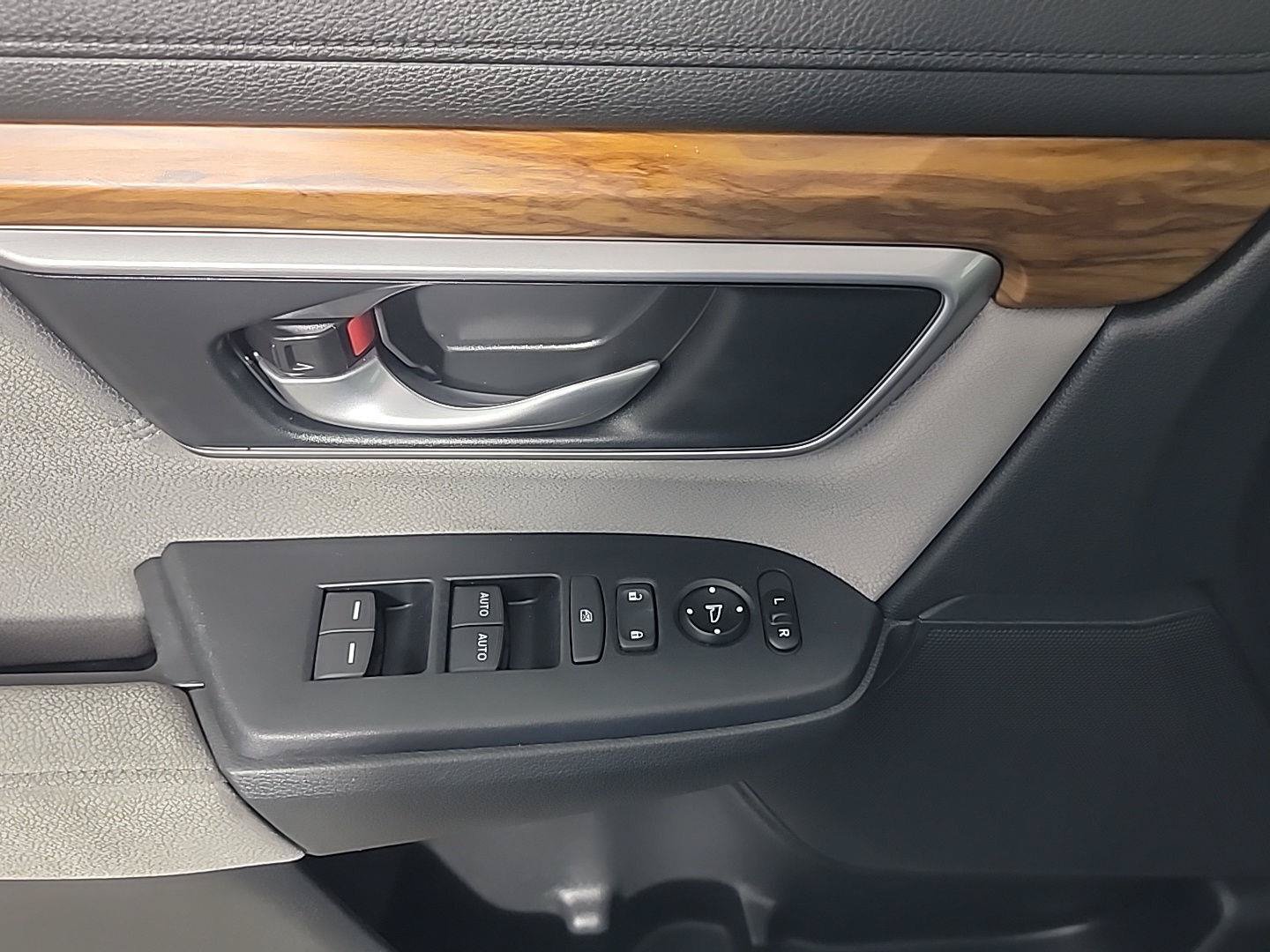 Certified 2019 Honda CR-V EX image 34