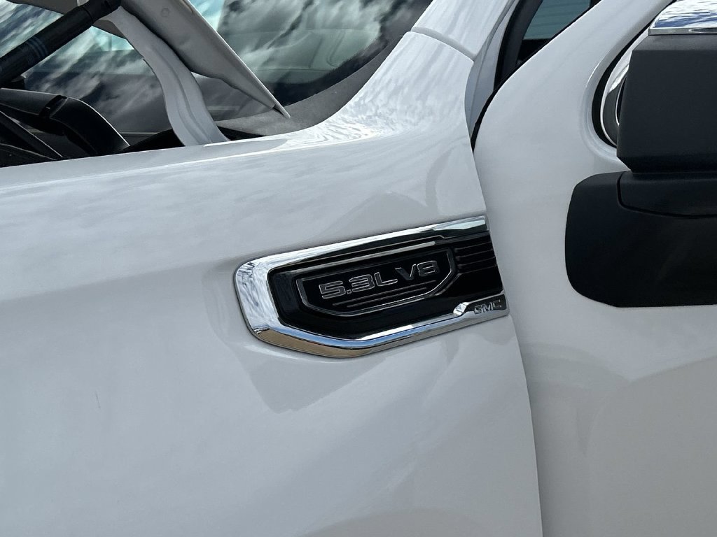 Certified 2026 GMC Sierra 1500 SLT RWD image 30