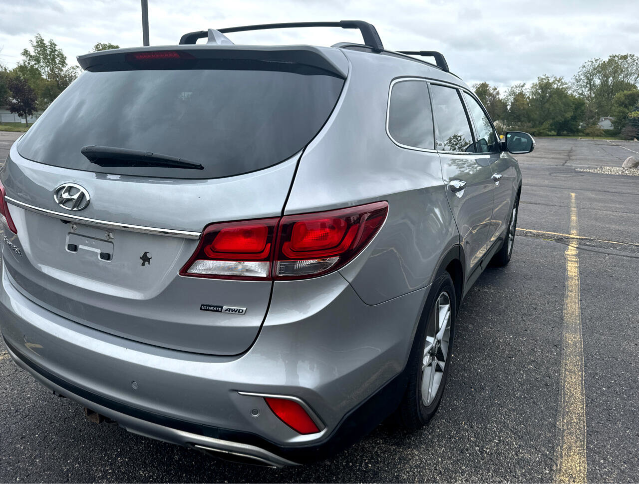 Used 2018 Hyundai Santa Fe AWD w/ SE Ultimate Tech Package 03 image 6