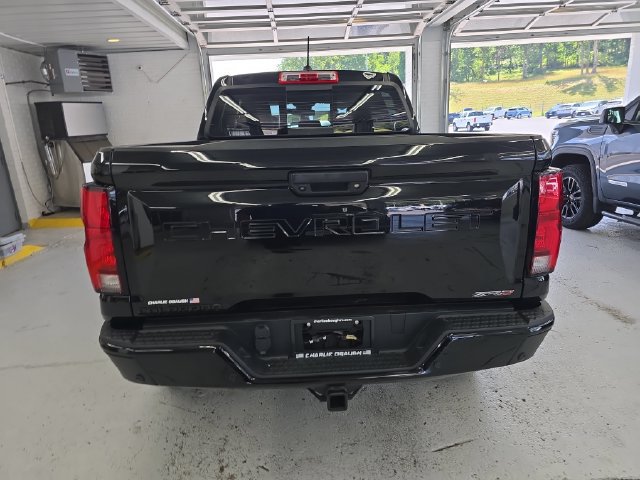 Certified 2024 Chevrolet Colorado ZR2 w/ ZR2 Convenience Package III AWD/4WD image 4
