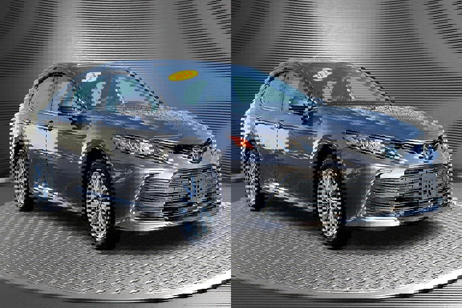 Used 2024 Toyota Camry LE image 1