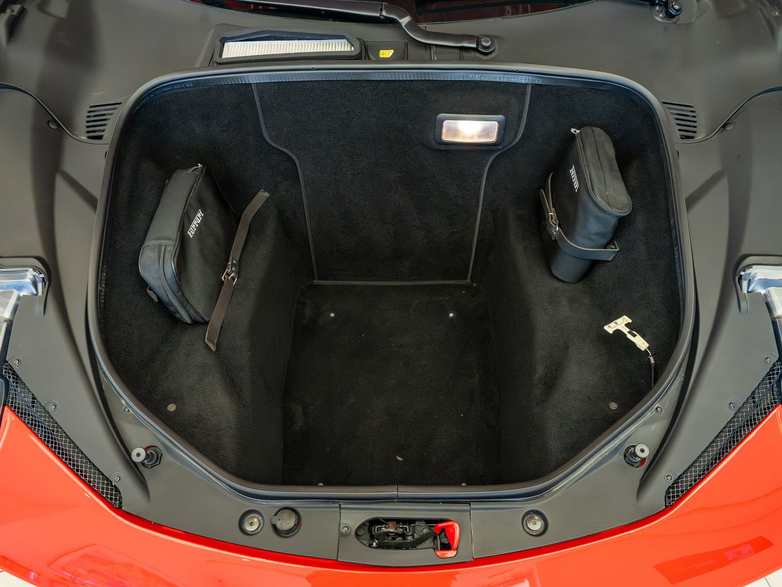 Certified 2014 Ferrari 458 Italia Coupe RWD image 22