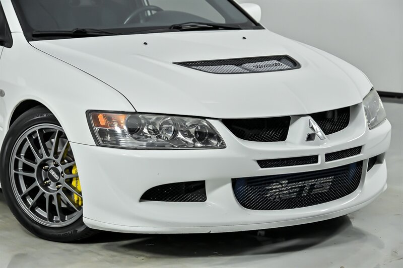 Used 2005 Mitsubishi Lancer Evolution MR AWD/4WD image 2