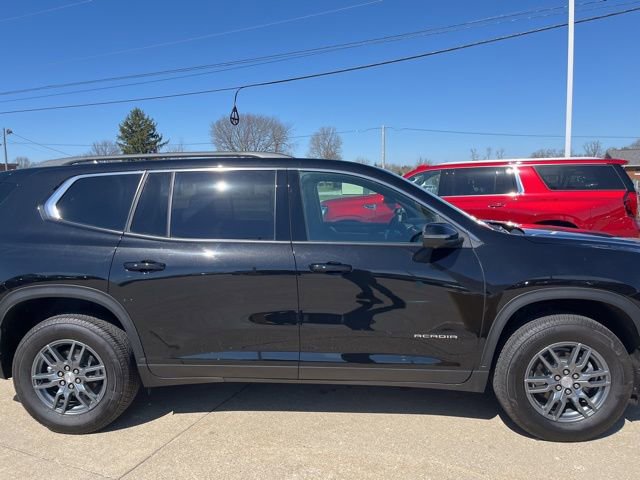 Used 2025 GMC Acadia Elevation FWD image 4