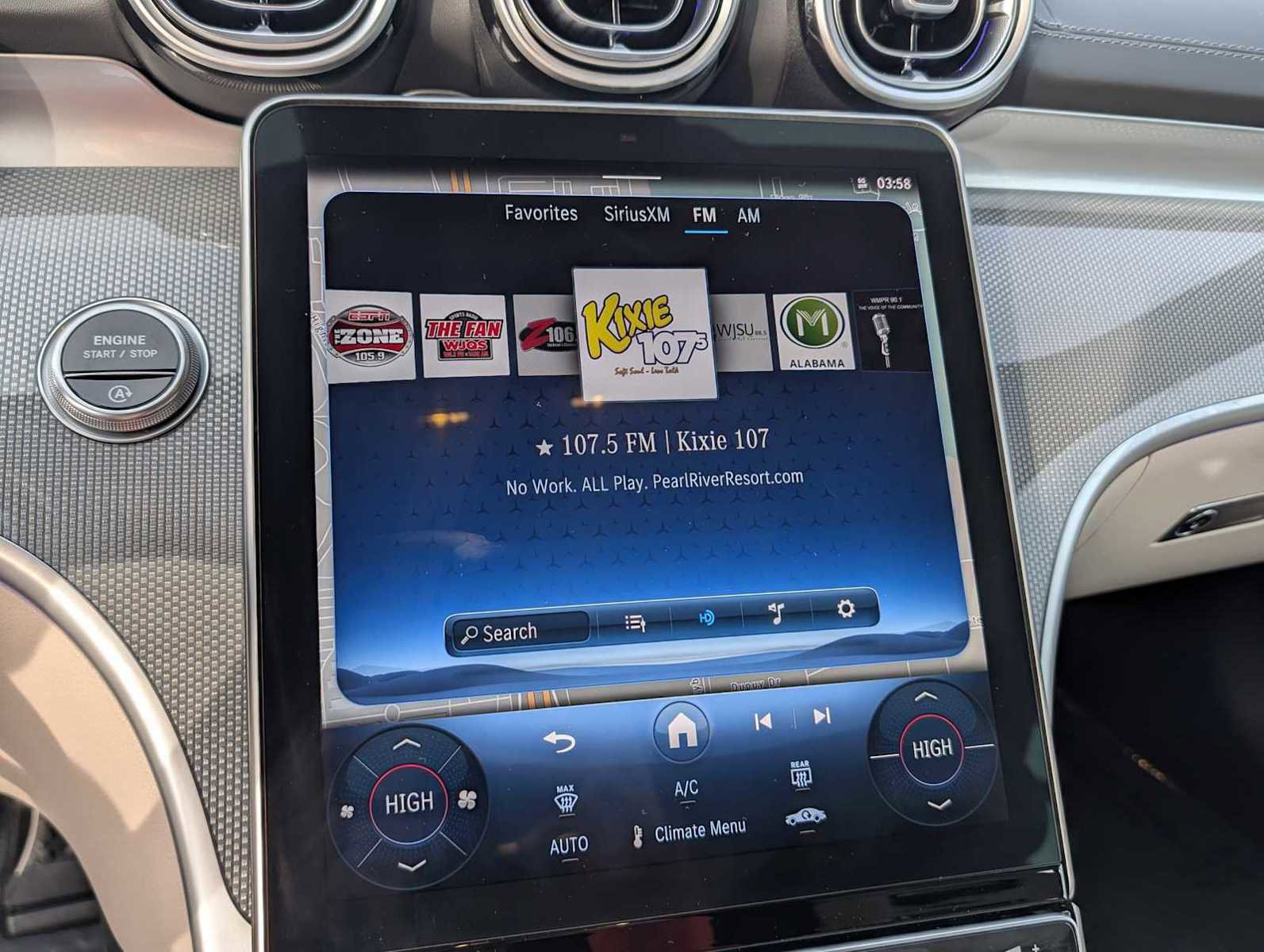 Used 2024 Mercedes-Benz CLE 300 4MATIC Cabriolet image 15