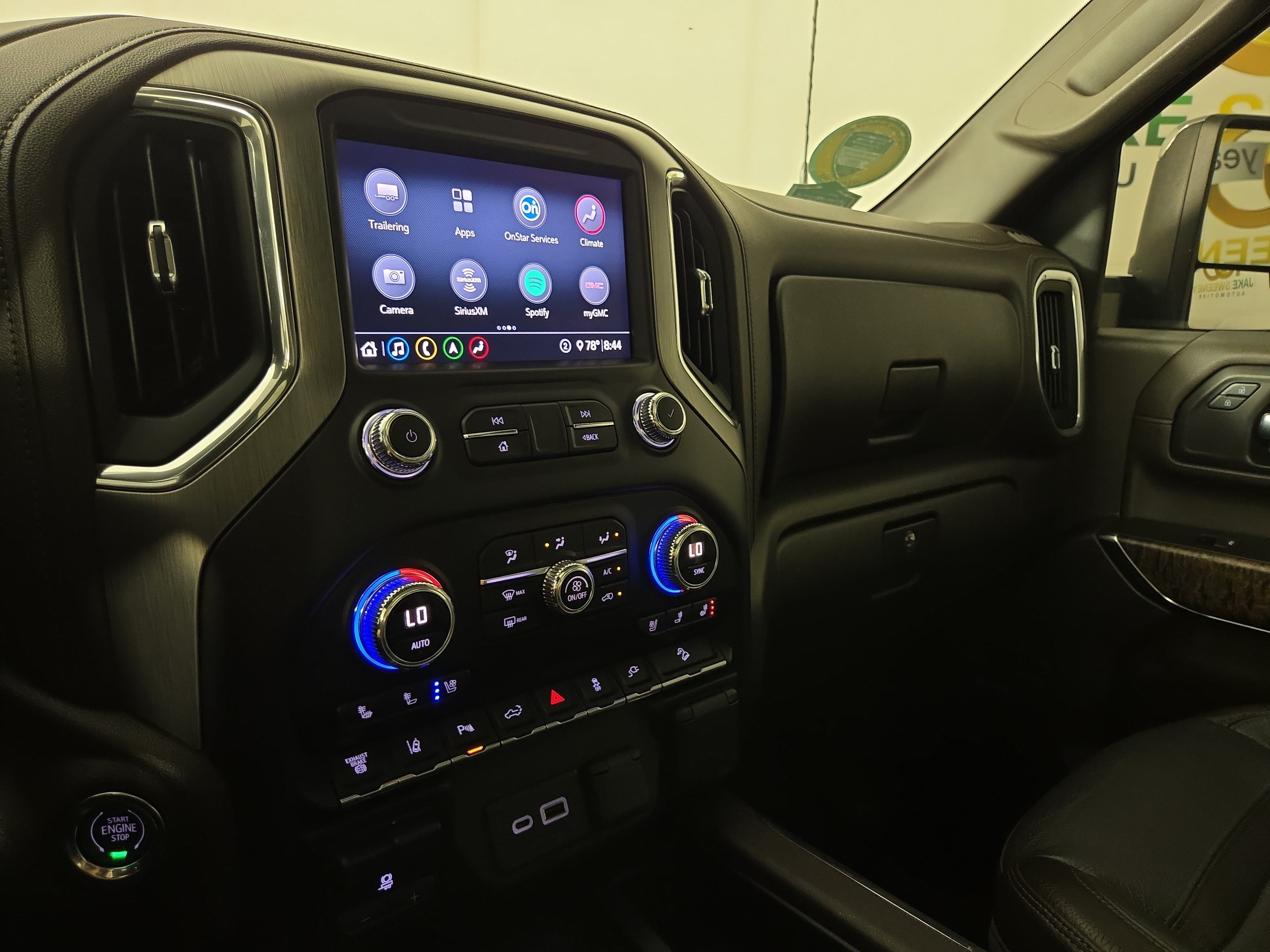 Certified 2020 GMC Sierra 3500 Denali w/ Denali Ultimate Package AWD/4WD image 23