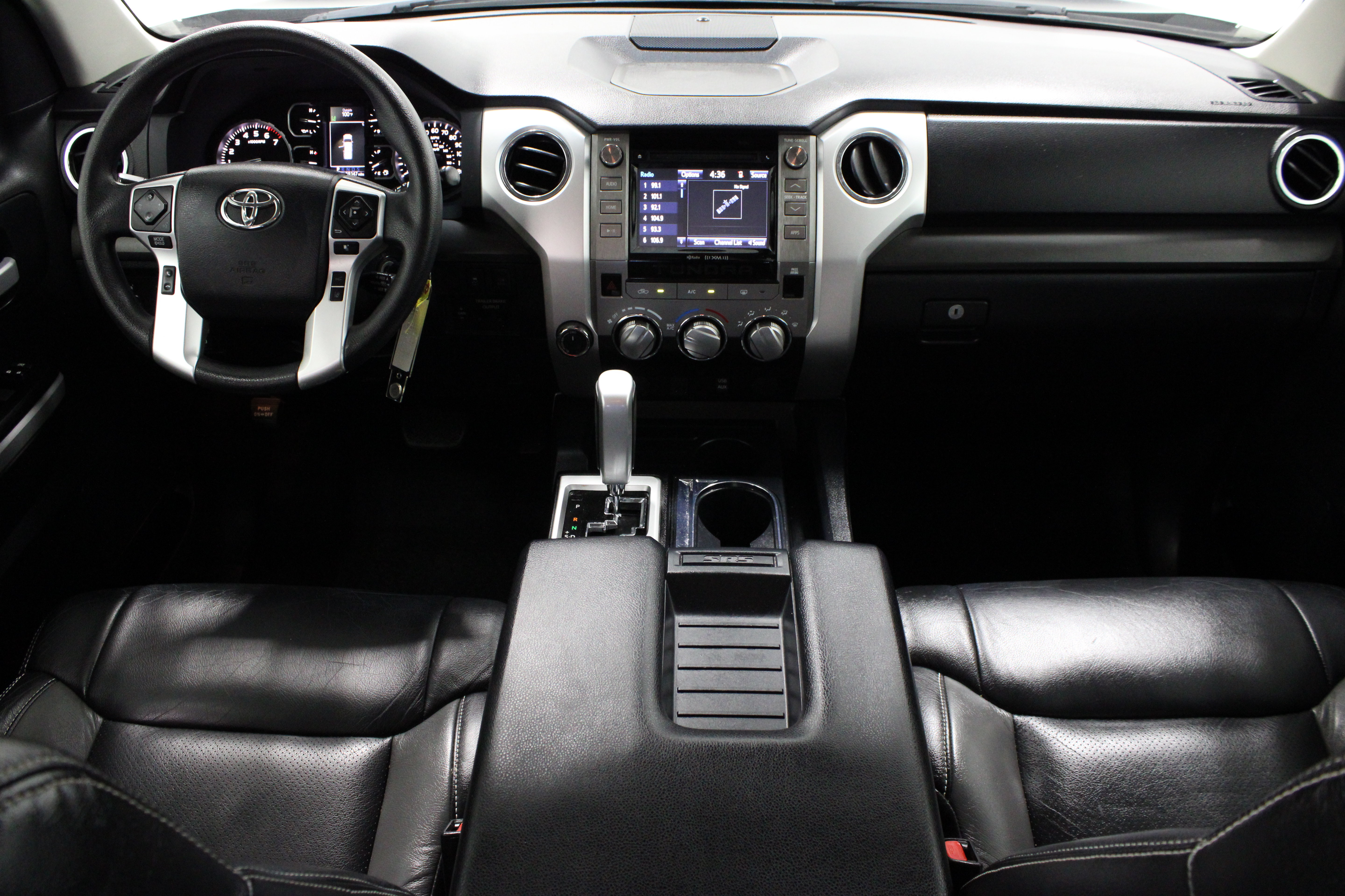 Used 2019 Toyota Tundra SR5 w/ SR5 Upgrade Package AWD/4WD image 30