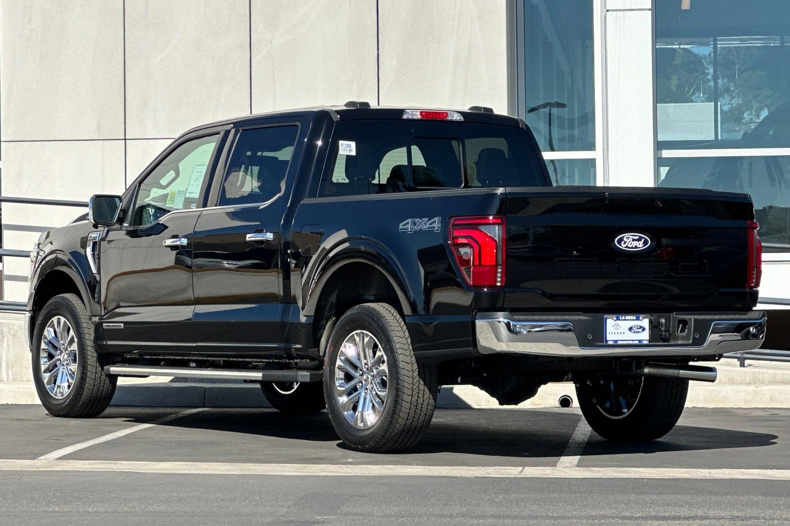 New 2025 Ford F150 Lariat w/ Equipment Group 502A High image 5