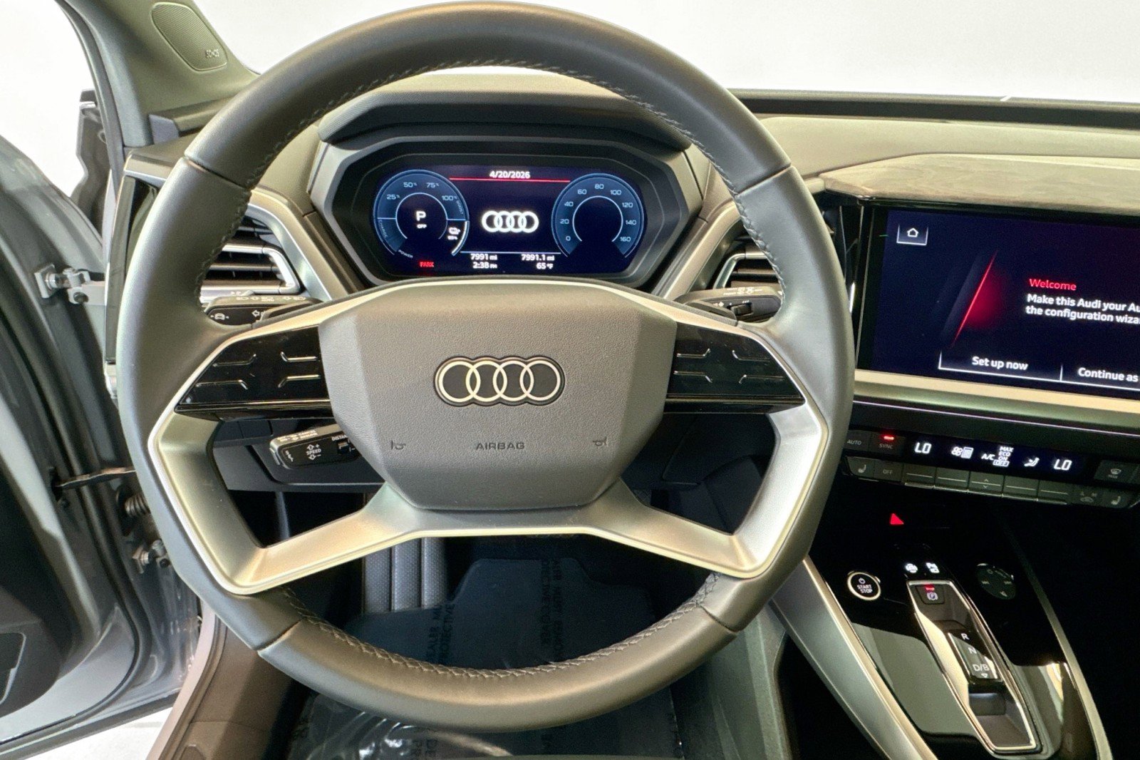 Used 2023 Audi Q4 e-tron Premium Plus AWD/4WD image 11