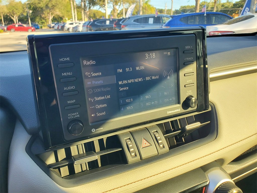 Used 2020 Toyota RAV4 XLE Premium image 27