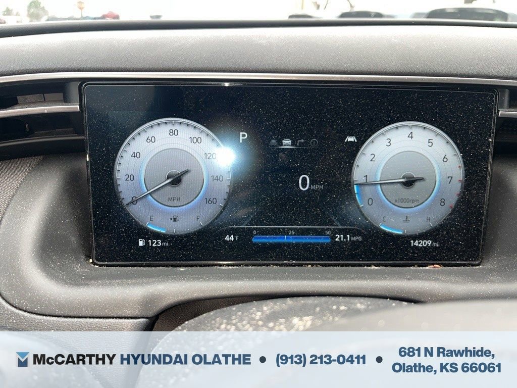 Certified 2024 Hyundai Santa Cruz Limited image 4