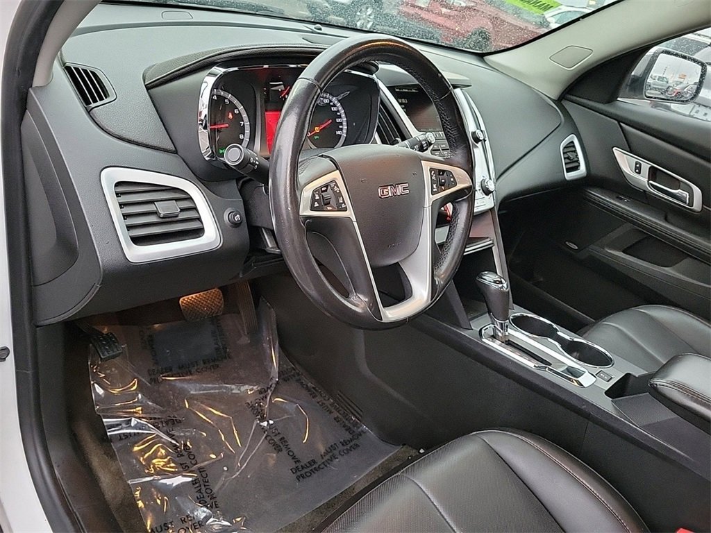 Used 2017 GMC Terrain SLT w/ Open Road Package image 17