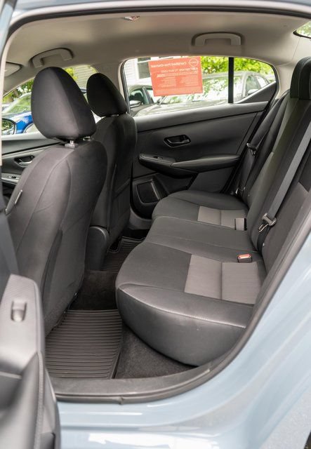 Used 2025 Nissan Sentra SV w/ All-Weather Package FWD image 12