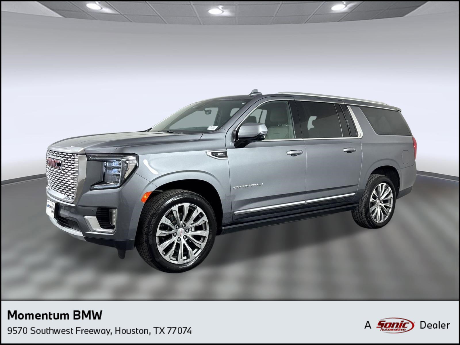 Used 2021 GMC Yukon XL Denali w/ Denali Premium Package RWD image 1