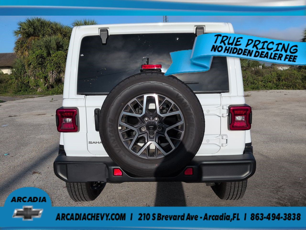Used 2026 Jeep Wrangler Unlimited Sahara AWD/4WD image 5