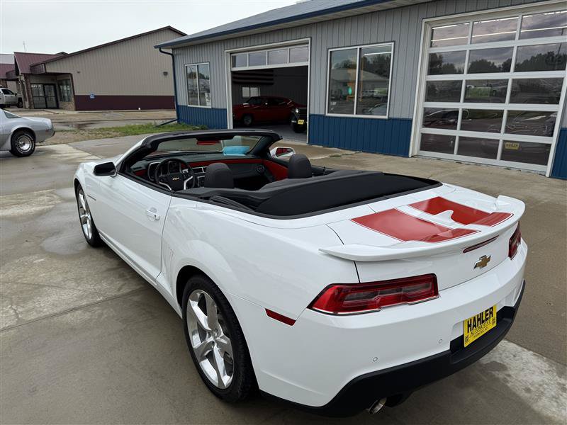 Used 2015 Chevrolet Camaro SS w/ RS Package RWD image 31