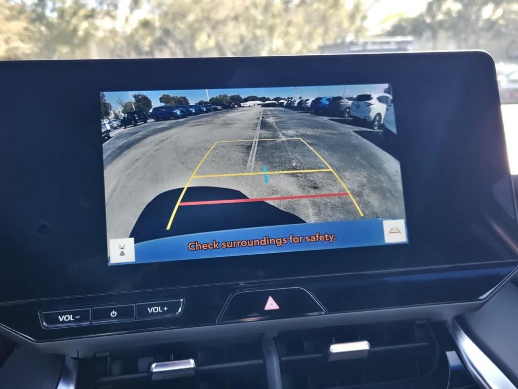 Used 2024 Toyota Venza Nightshade AWD/4WD image 22