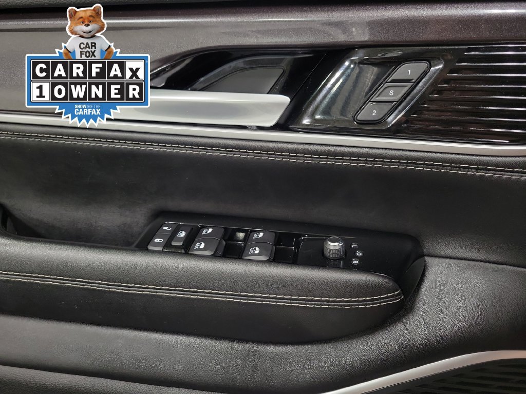 Used 2023 Jeep Wagoneer L 4WD w/ Rear Seat Video Group 1 image 26