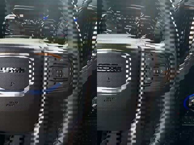 Used 2020 GMC Sierra 3500 Denali w/ Denali Ultimate Package image 24