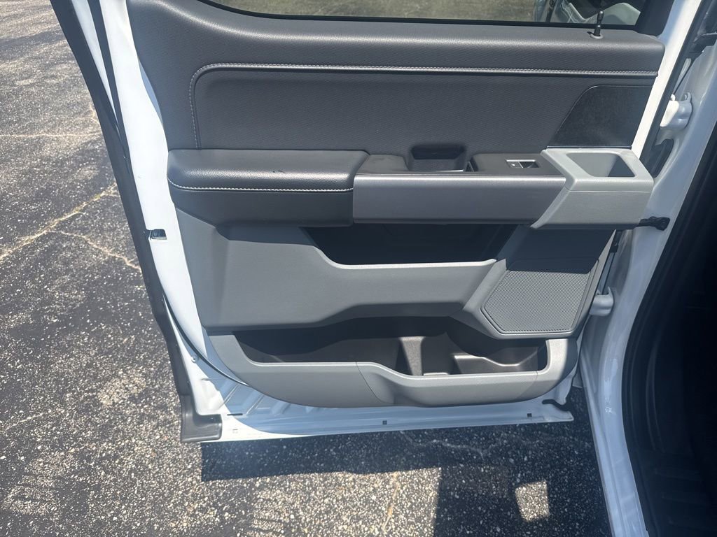 Used 2022 Ford F150 XLT w/ Equipment Group 301A Mid image 27