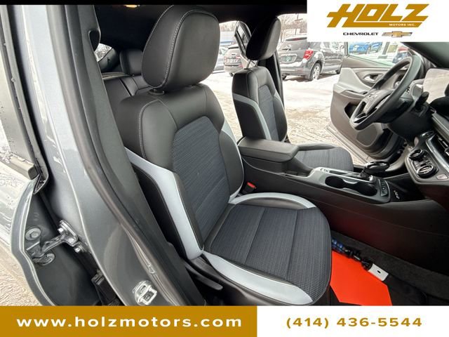 Certified 2024 Buick Envista Preferred w/ Convenience II Package image 27