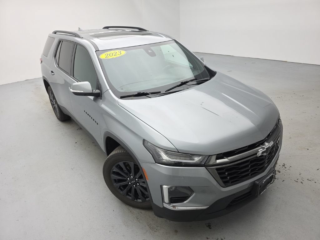 Used 2023 Chevrolet Traverse RS AWD/4WD video 1