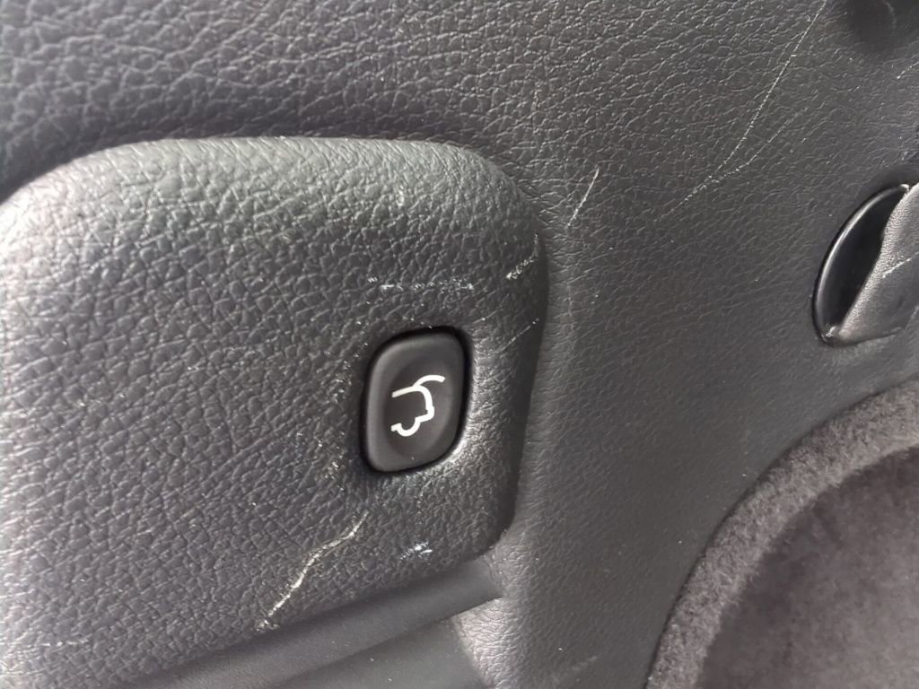 Used 2018 Jeep Grand Cherokee Laredo RWD image 43