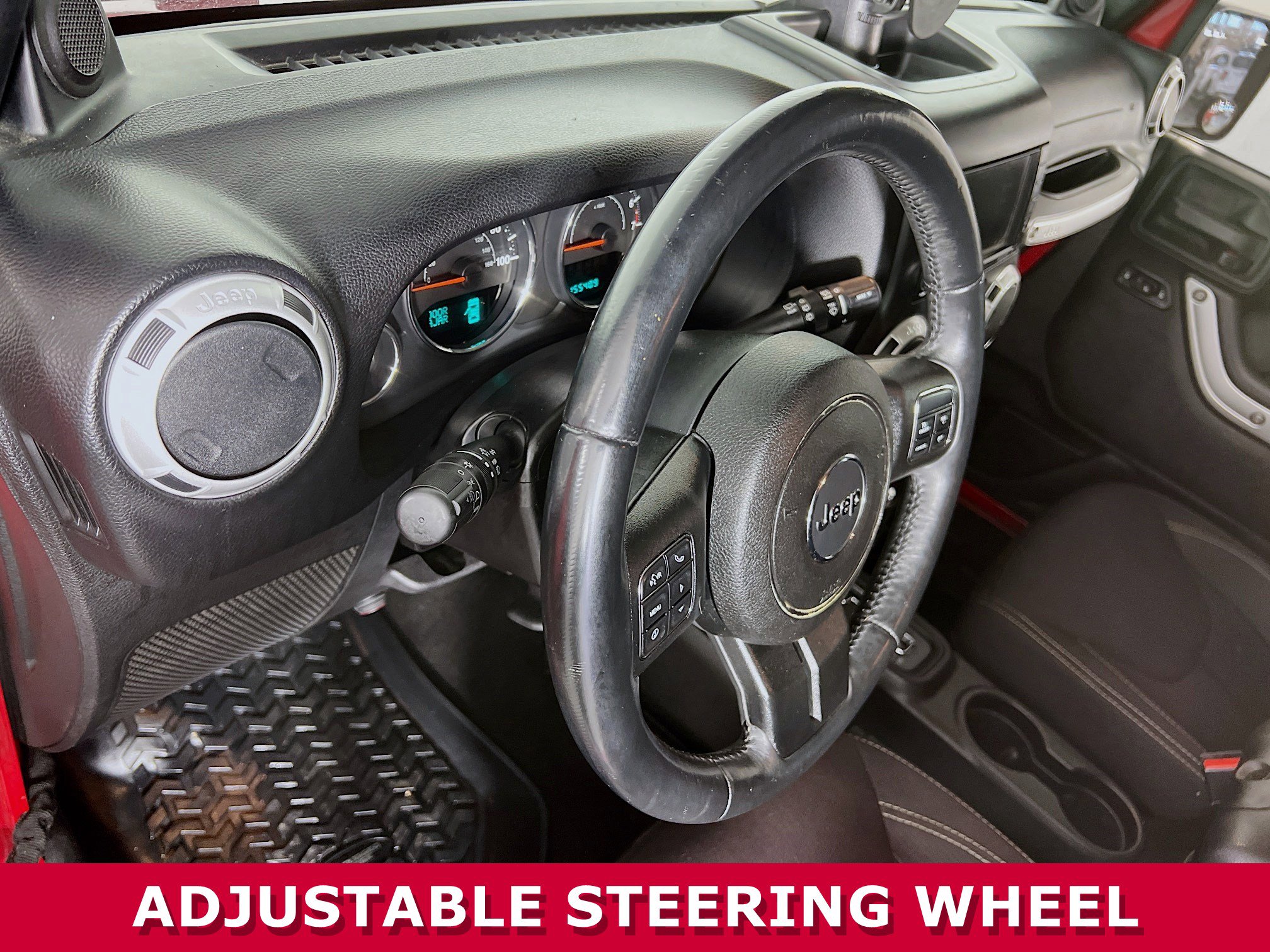 Used 2013 Jeep Wrangler Unlimited Sahara w/ Connectivity Group image 7