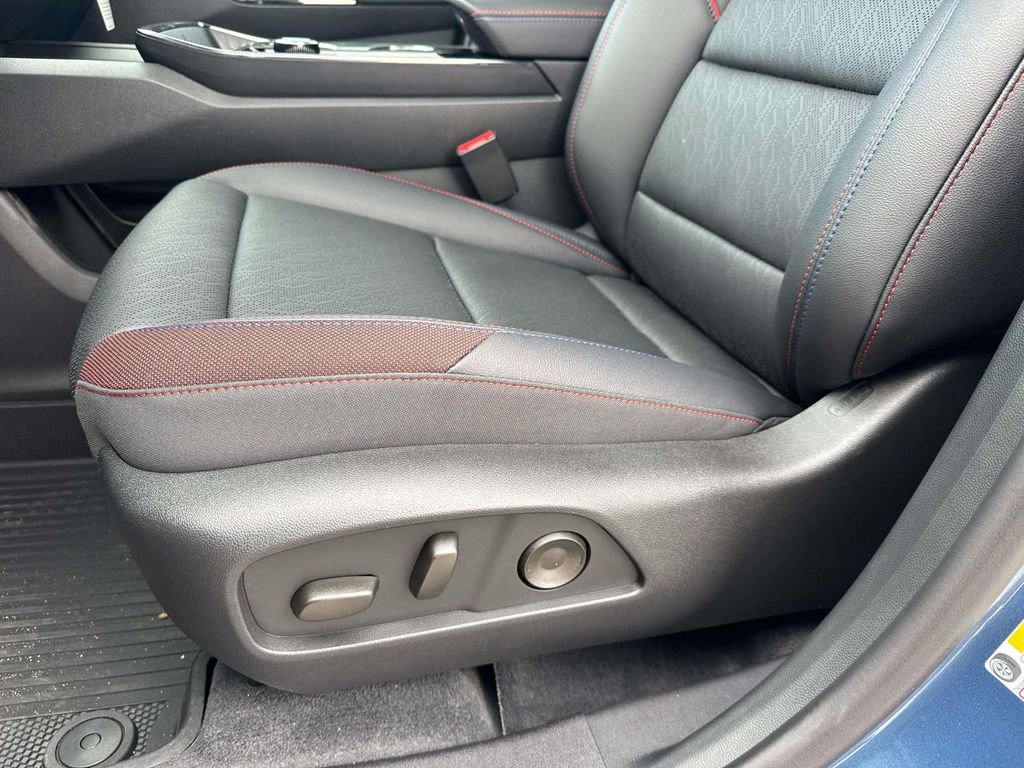 New 2026 Chevrolet Suburban Premier image 43