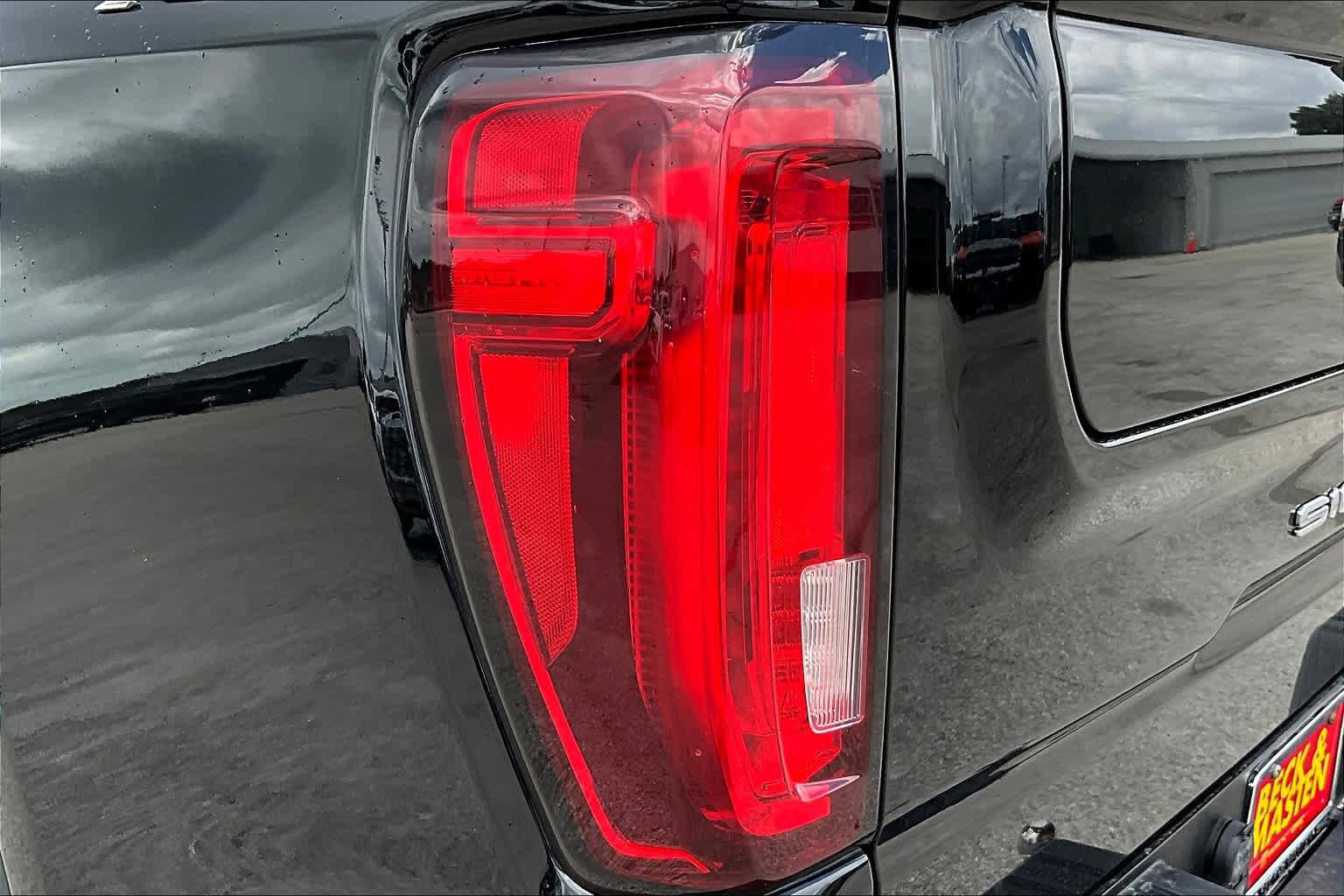 Used 2020 GMC Sierra 1500 SLT AWD/4WD image 29