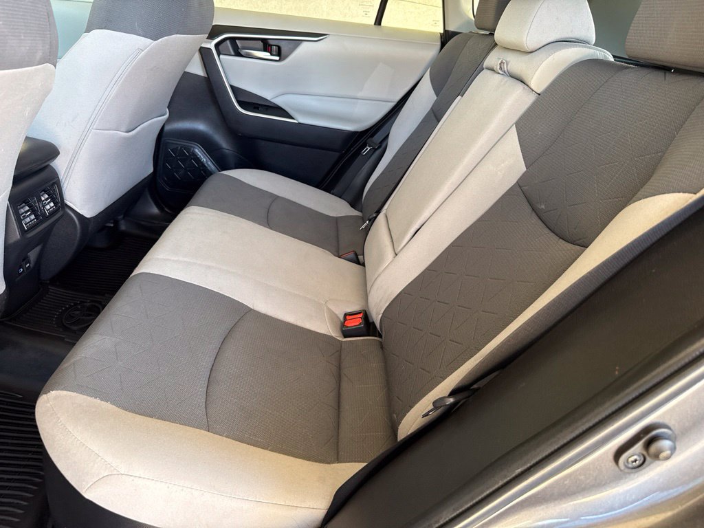 Used 2022 Toyota RAV4 XLE w/ Convenience Package AWD/4WD image 19