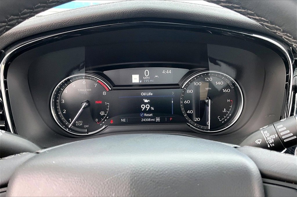 Certified 2025 Cadillac XT6 Premium Luxury image 22