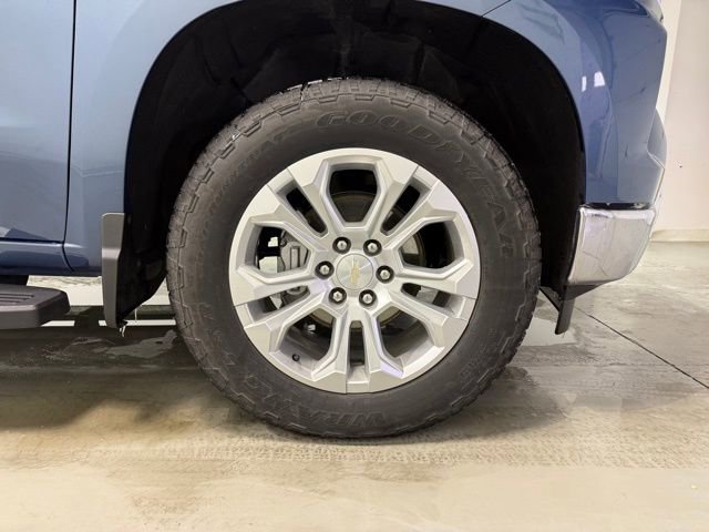 Certified 2024 Chevrolet Silverado 1500 LTZ image 31