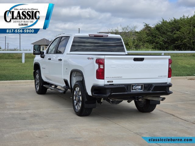 Used 2026 Chevrolet Silverado 2500 Custom w/ Custom Value Package AWD/4WD image 8