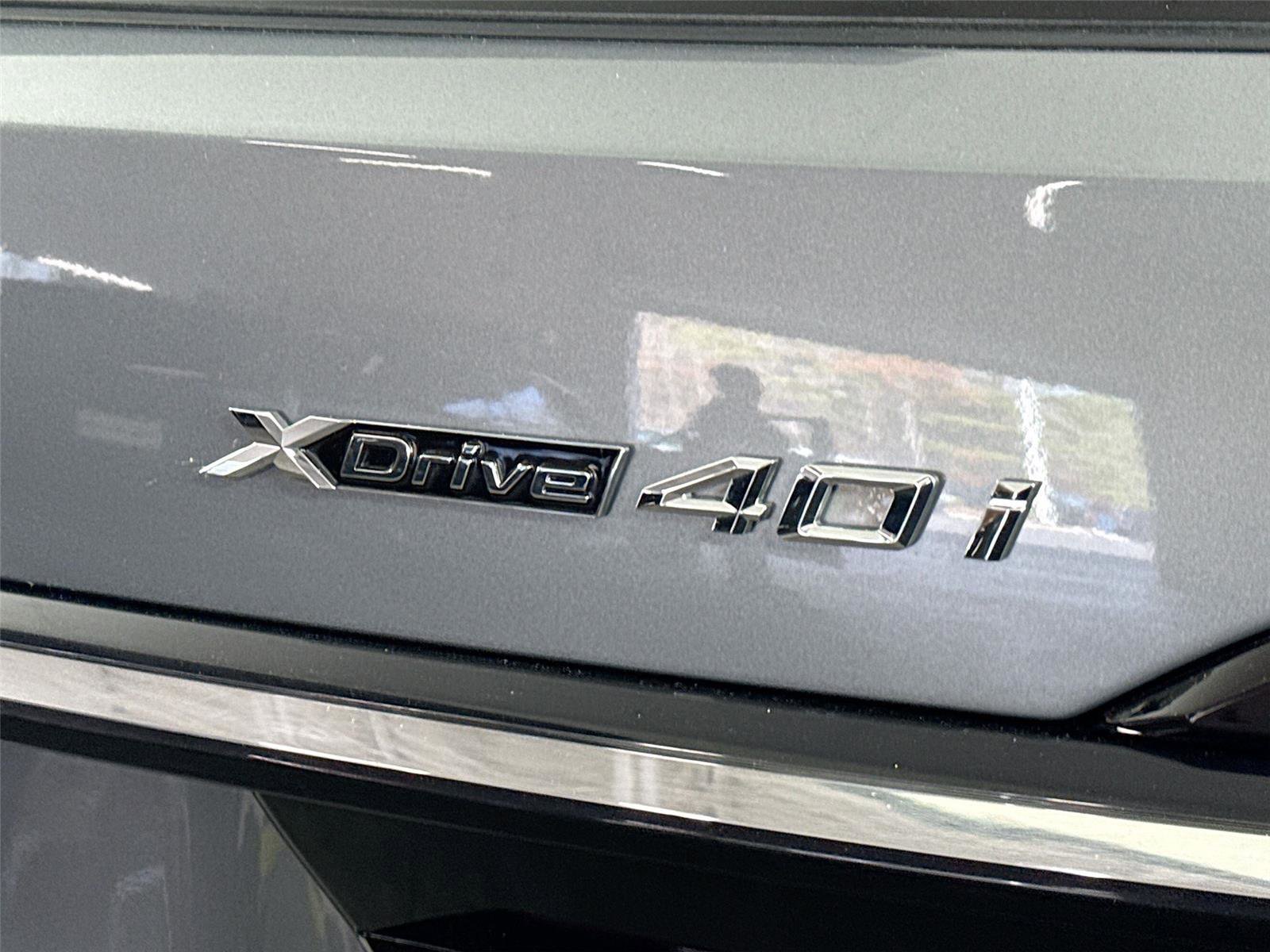 Used 2023 BMW X7 xDrive40i w/ Premium Package image 15